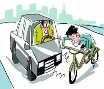 次要责任要赔偿主责吗(检察官说法 | 在交通事故中负“次要”责任，为何还要“全赔”？)