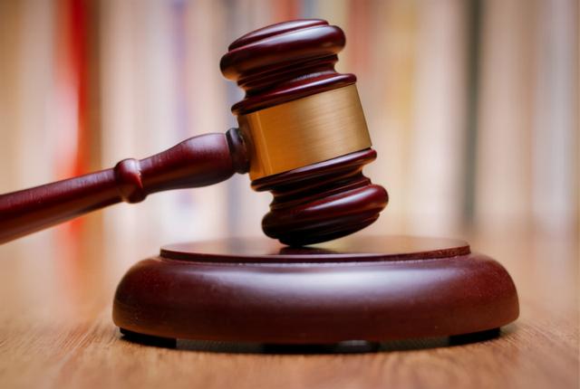 虚构事实借钱赌博算诈骗罪吗(借款200万“冲业绩”实为还赌债 男子犯诈骗罪获刑12年)