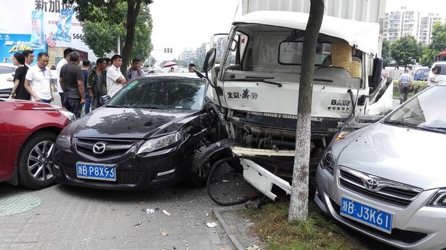 肇事逃逸致人死亡保险赔吗(肇事逃逸致人死亡赔偿标准是什么)