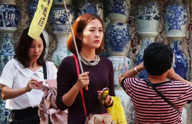 张家界律师一般收费标准(旅游人的这两年)