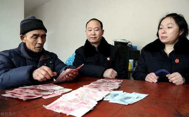 欠多少钱可以立案抓人(申请强制执行后，对方还是不愿还钱，什么情况下才可以让法院抓人)