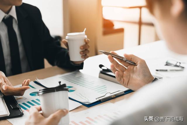 律师费催告函(官司打完了却不付律师费，律所诉至法院又被驳回。这回亏大了)